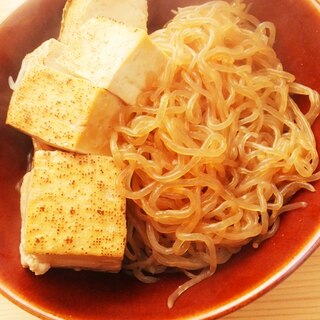 焼き豆腐と白滝の煮物